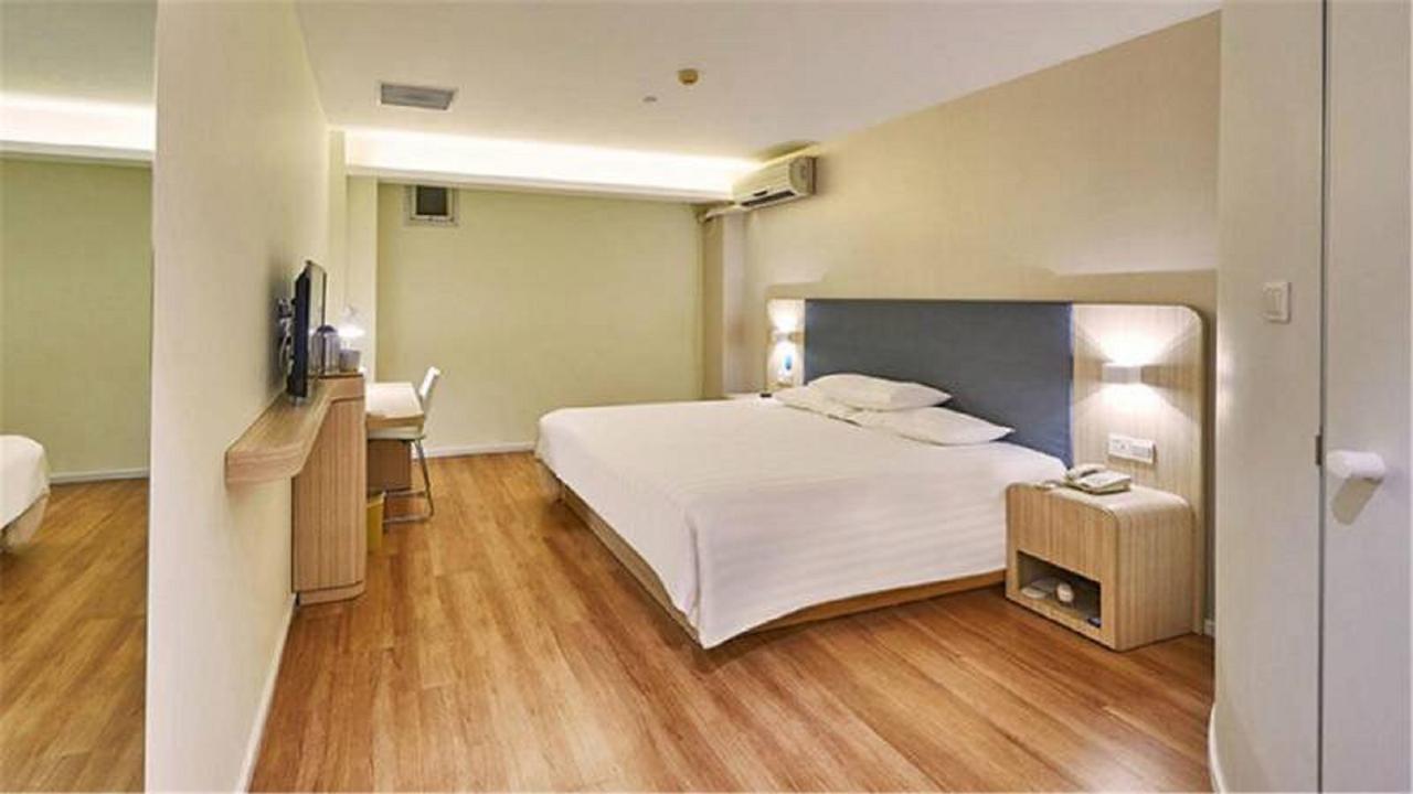 Hanting Express Changsha Railway Station Wuyi Road Bagian luar foto
